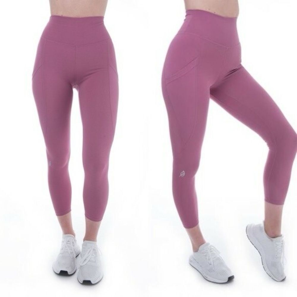 NWT P'tula Alainah Pocket
Legging 23" Size Large Cheeky
Pink